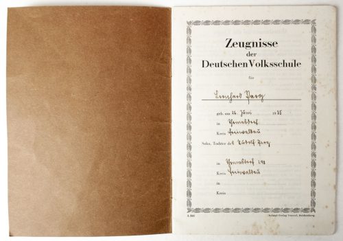 Zeugnisse der Deutschen Volksschule (named and filled in!)