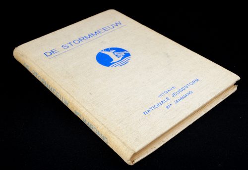 (NSB / Jeugdstorm) De Stormmeeuw: maandblad van den Nationale Jeugdstorm 8e Jrg (1941)