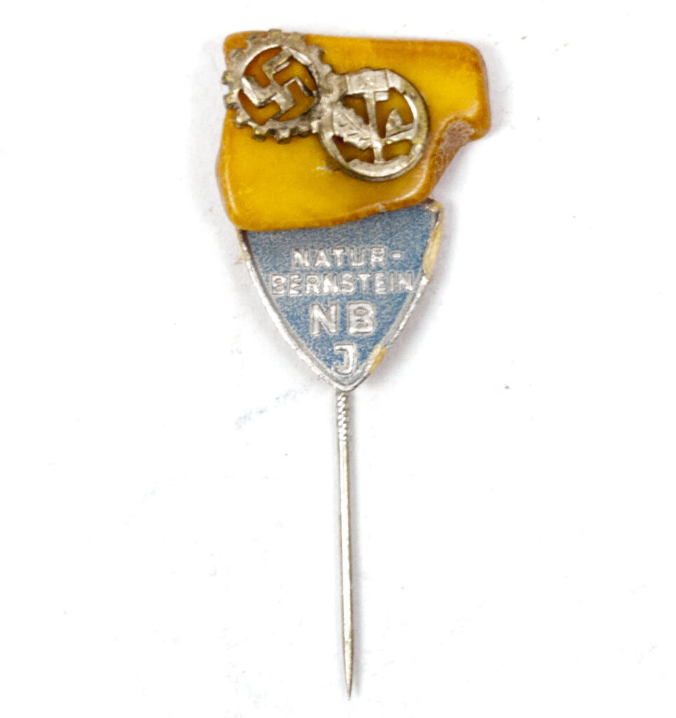 Arbeitsfront / Deutsches Handwerk barnstein badge with paper tag