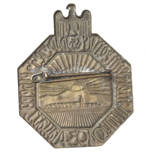 NSDAP Hesselberg Treffen Gau Mittelfranken 1934 badge
