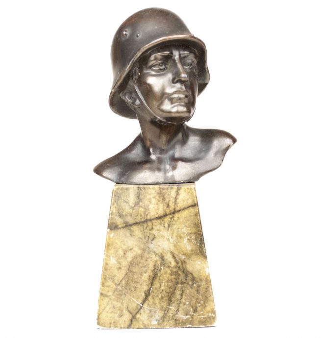 Wehrmacht (heer) Soldier bust on marble base