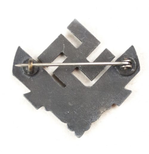 Reichsarbeitsdienst der weiblichen Jugend (RADwJ) brooch