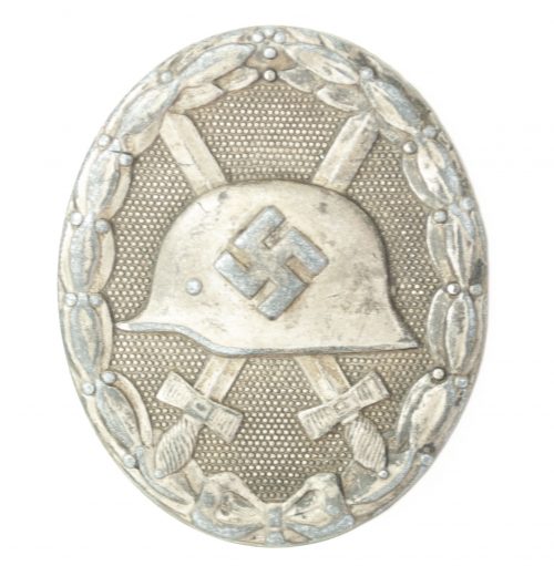 German woundbadge in Silver (VWA silber Verwundetenabzeichen) 30 (Hauptmünzamt Wien)