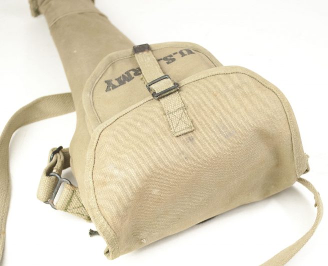 U.S. Army WW2 Danger Mine marking kit with 25 Flags