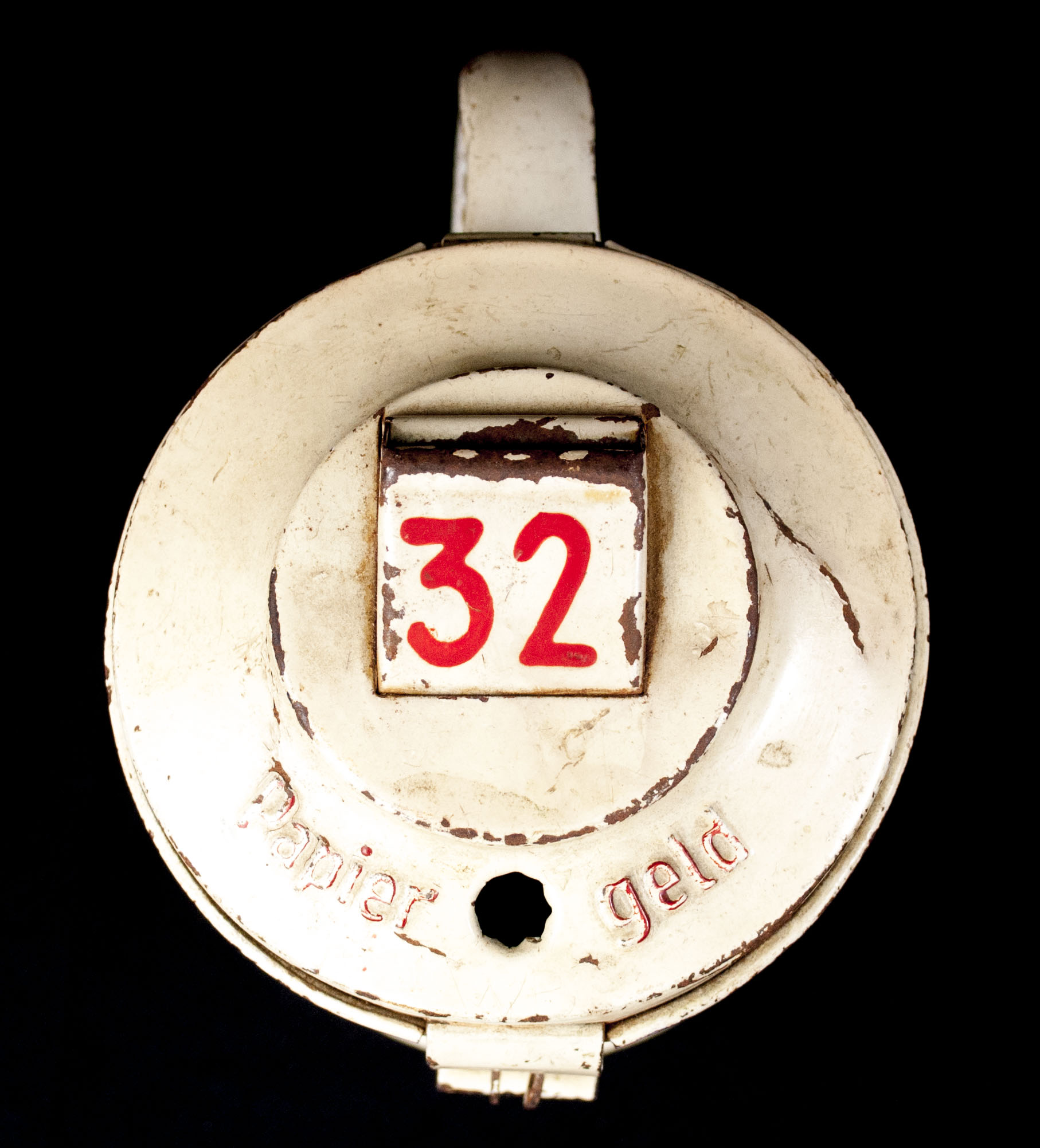 Deutsches Rotes Kreuz (DRK) Sammelbüchse / Collecting tin