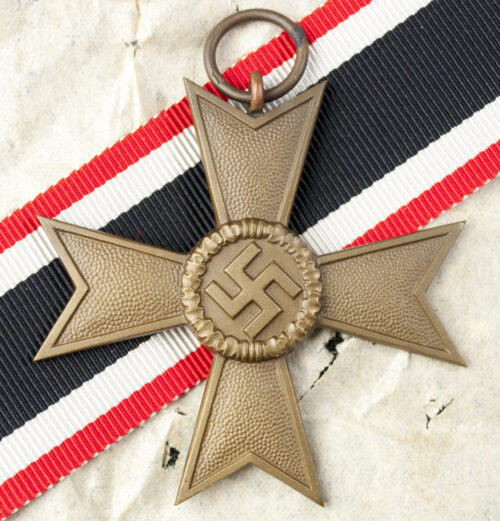 Kriegsverdienstkreuz ohne Schwerter (KVK) War Merit Cross without Swords maker “1” (Deschler) + packingpaper