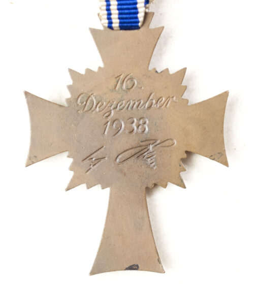 Mutterkreuz Motherscross in bronze