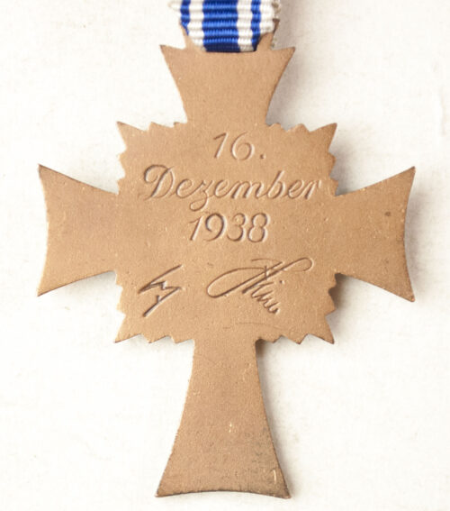 Mutterkreuz Motherscross in bronze