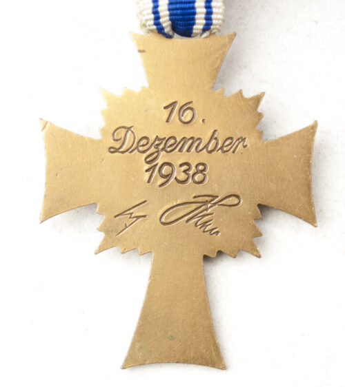 Mutterkreuz Motherscross in bronze
