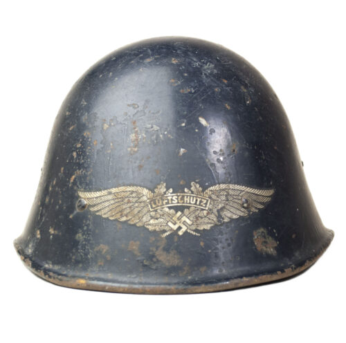 Dutch M27 beutehelm (!) used as Reichsluftschutzbund (RLB) Helmet