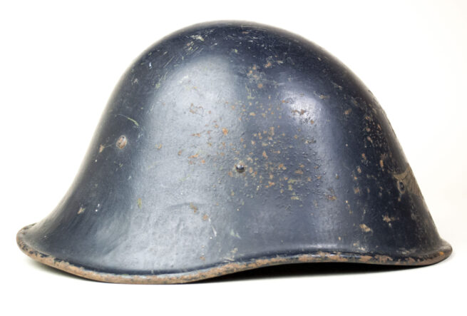 Dutch M27 beutehelm (!) used as Reichsluftschutzbund (RLB) Helmet