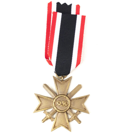 Kriegsverdienstkreuz mit Schwerter (KVK) War Merit Cross with Swords