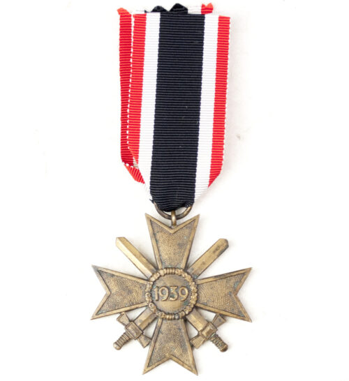 Kriegsverdienstkreuz mit Schwerter (KVK) War Merit Cross with Swords