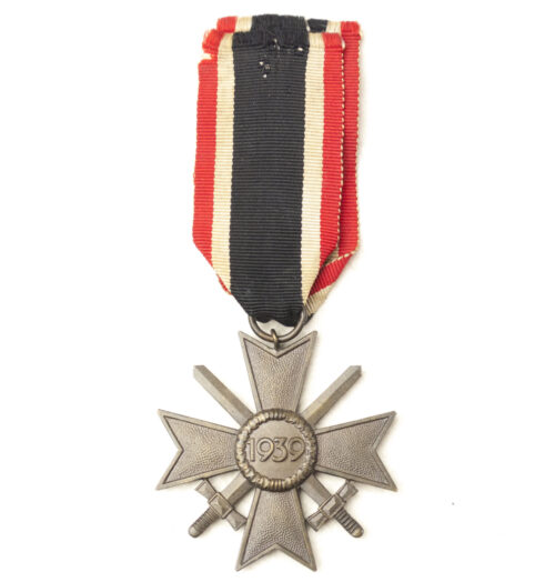 Kriegsverdienstkreuz mit Schwerter (KVK) War Merit Cross with Swords