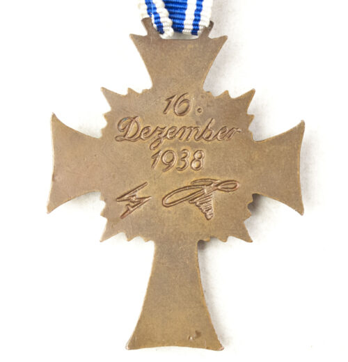 Mutterkreuz Motherscross in bronze