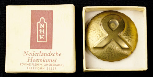 (NSB) Nederlandsche Heemkunst cultural Odal-rune runic brooch with original case (EXTREMELY RARE!)