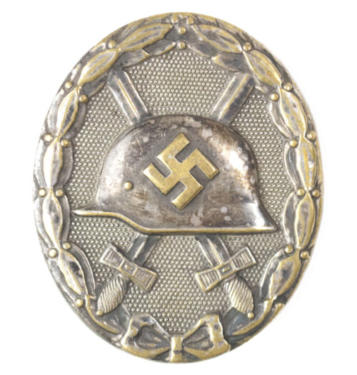Verwundetenabzeichen Silber Woundbadge in silver 30 (maker Hauptmunzamt Wien)