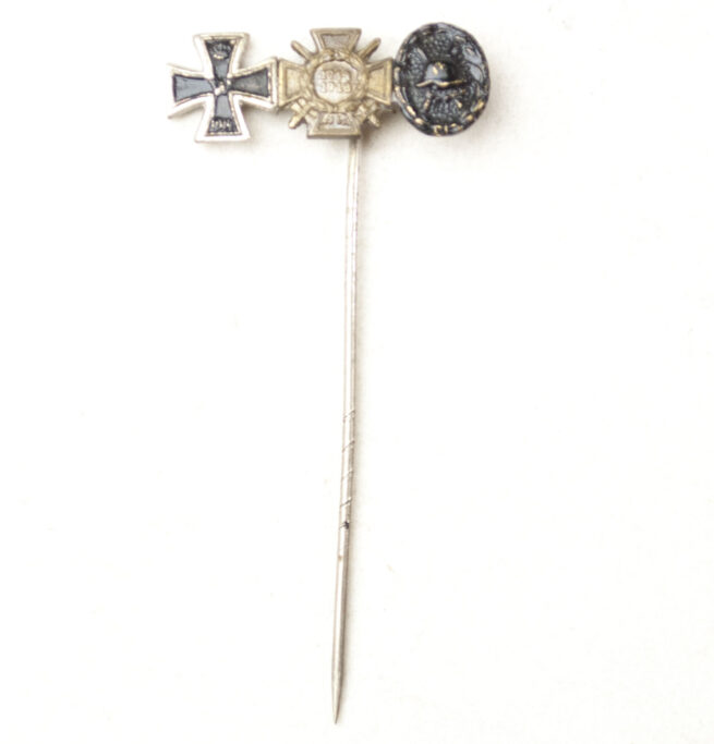 WWI Veterans stickpin with 3 medals