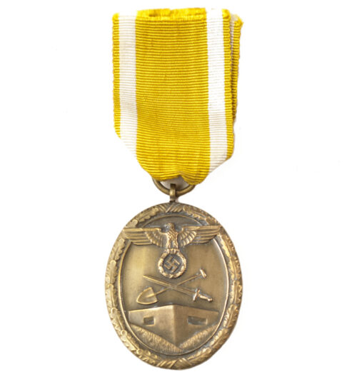 Westwall / Schutzwall medal