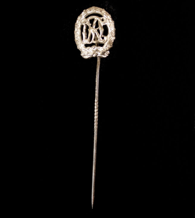 Miniature Deutsches Reichssportabzeichen (DRL) in Silver (maker Wernstein)
