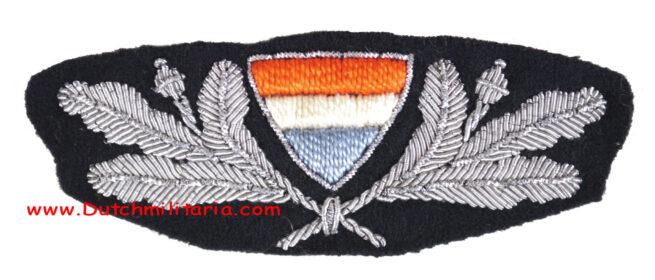 (Belgium) WWII original NSJV Cap badge (Extremely rare!)