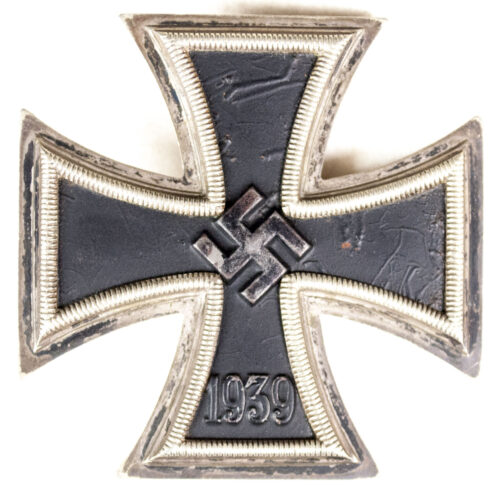 Eisernes Kreuz 1. + 2. Klasse + Urkunden group (5. Panzer-Artillerie-Regiment 103)