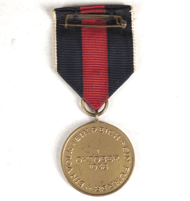Sudetenland Annexation medal with reverse needle