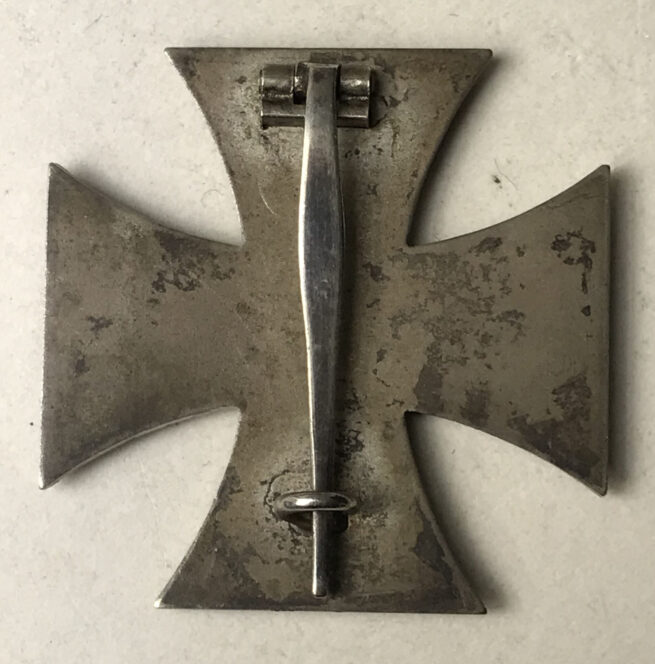 Eisernes Kreuz Erste Klasse (EK1) Iron Cross First Class (Maker Klein & Quenzer)