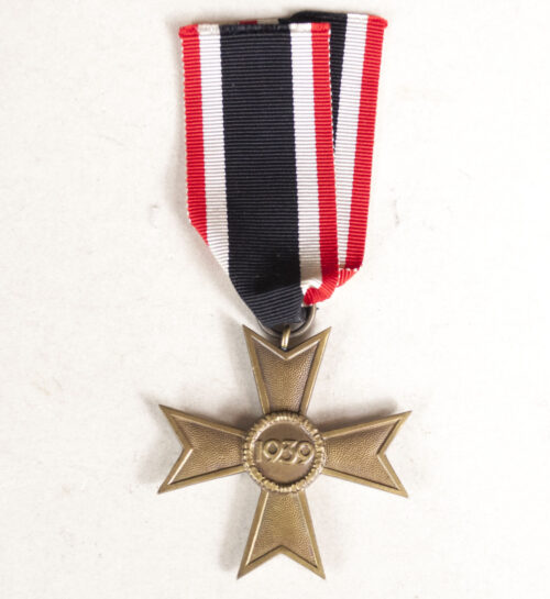 Kriegsverdienstkreuz (KVK) Ohne Schwerter / War Merit Cross without swords