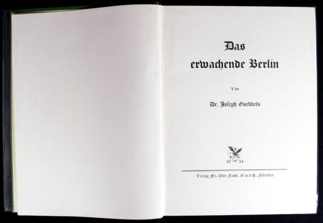 (Book) Joseph Goebbels - Das Erwachende Berlin (1934) - With collectors slipcase