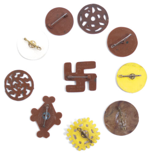 Deutsche Kulturvölker complete series of ancient German sunwheelswastika designs