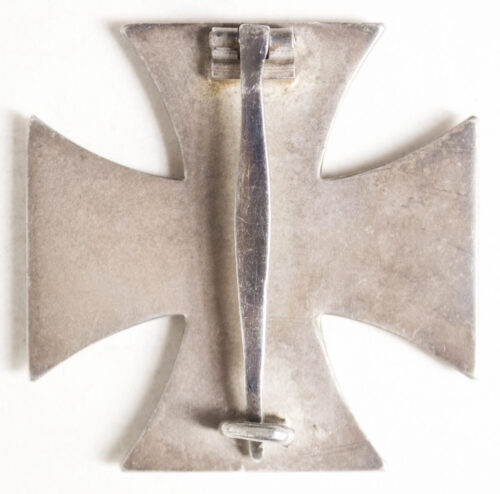 Eisernes Kreuz Erste Klasse (EK1) Iron Cross first class (maker Rudolf Wächter & Lange)