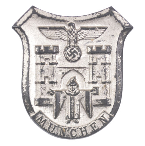 Winterhilfswerk (WHW) - Kriegsinterhilfswerk 193940 - München badge