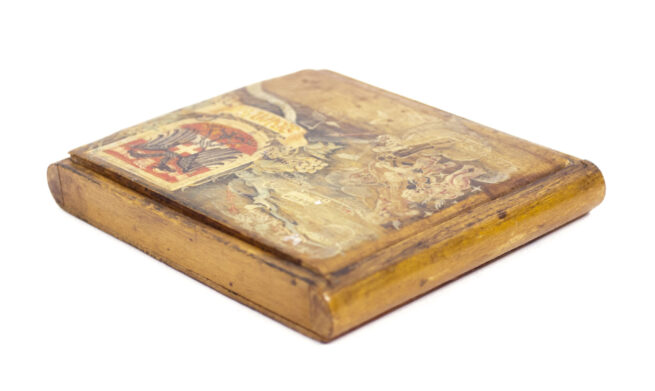 WW2 Personalised handpainted and carved wooden cigarette case (1944)