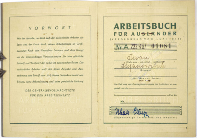 Arbeitsbuch für Ausländer (Ostarbeiter) with passphoto