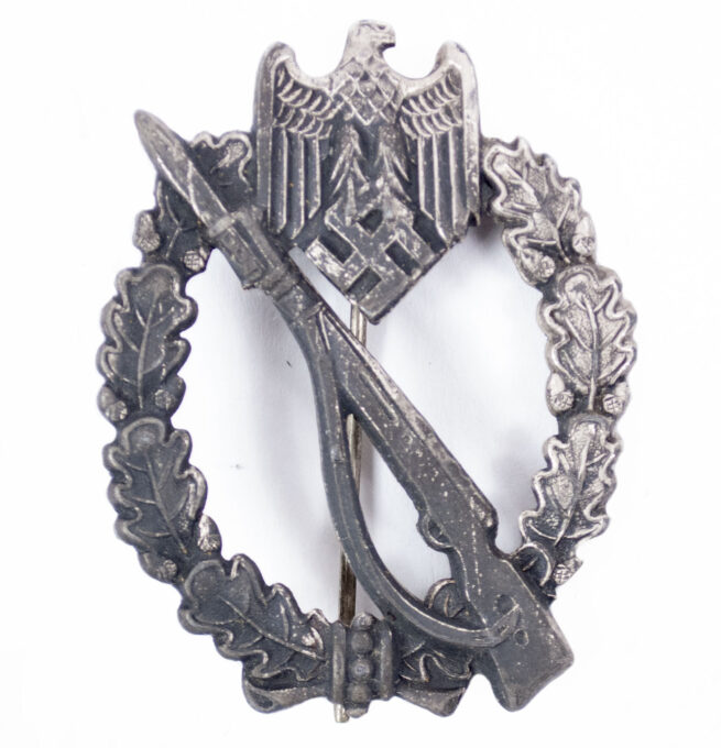 Infanterie Sturmabzeichen (ISA) Infantry Assault badge (maker E. Muller)
