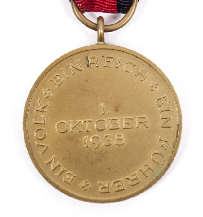 Sudetenland Annexation medal with Prageburg clasp