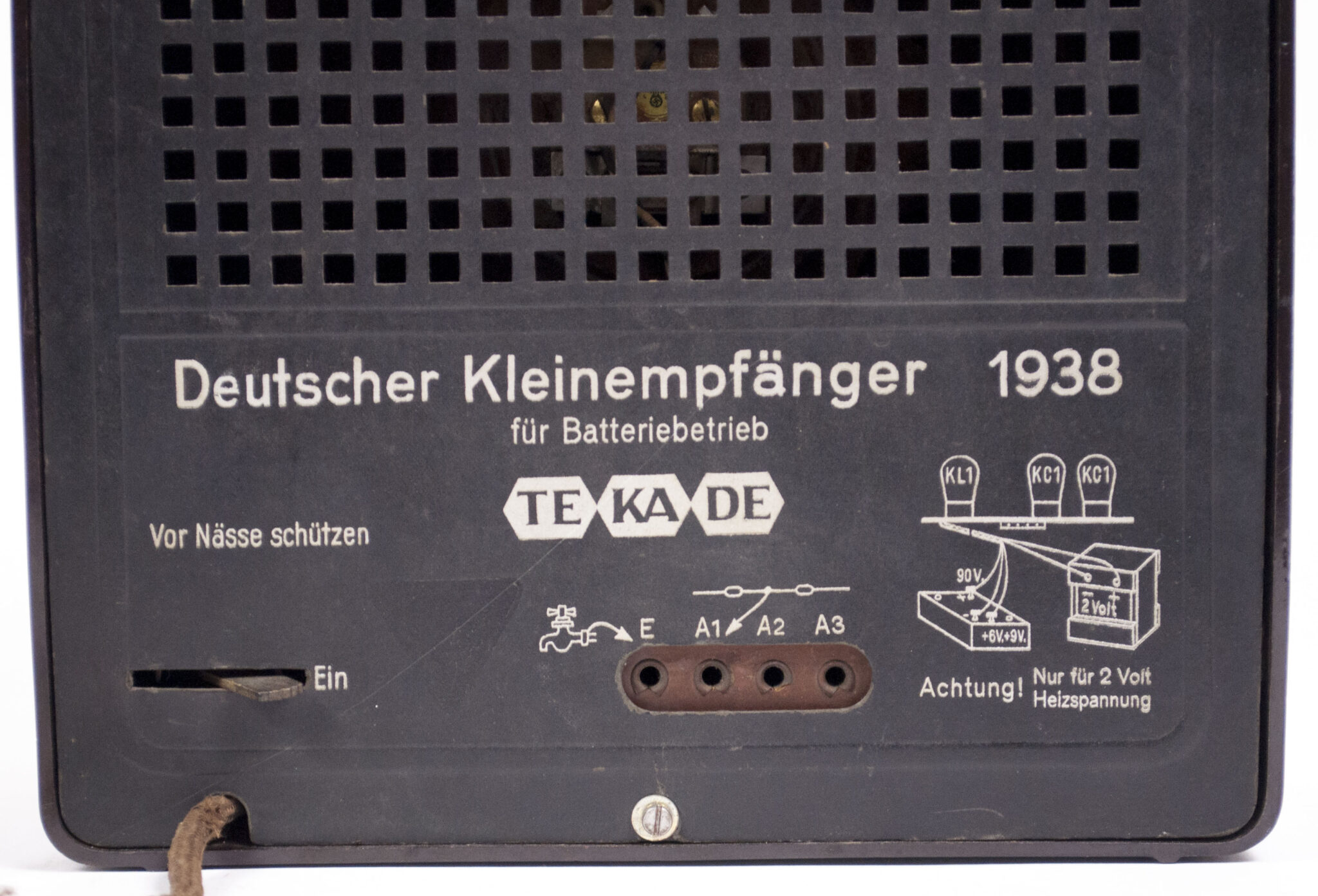 German WWII Radio/Volksempfanger – Deutscher Kleinempfänger 1938