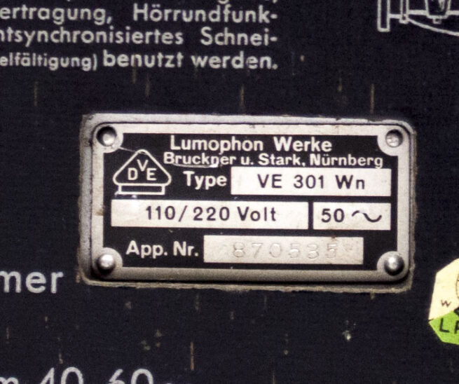 German WWII RadioVolksempfanger - VE 301Wn (1933)
