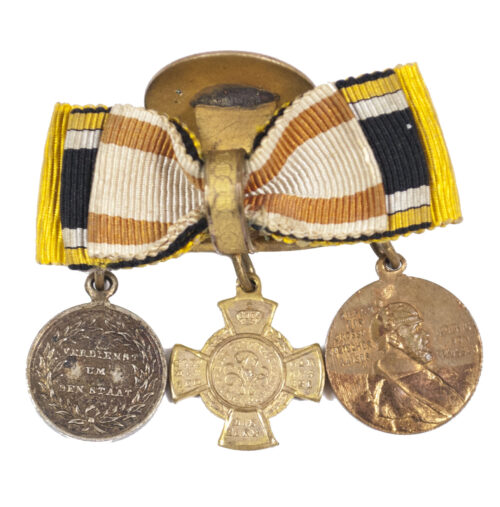 (WWI) Triple miniature buttonhole medalbar