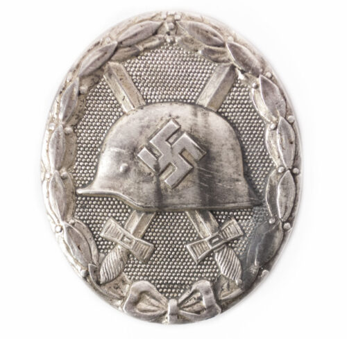 Verwundetenabzeichen in Silber (VWA) Woundbadge silver maker “26”