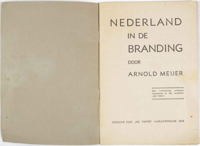 (Brochure) Zwart Front Nationaal Front - Arnold Meyer Nederland in de Branding