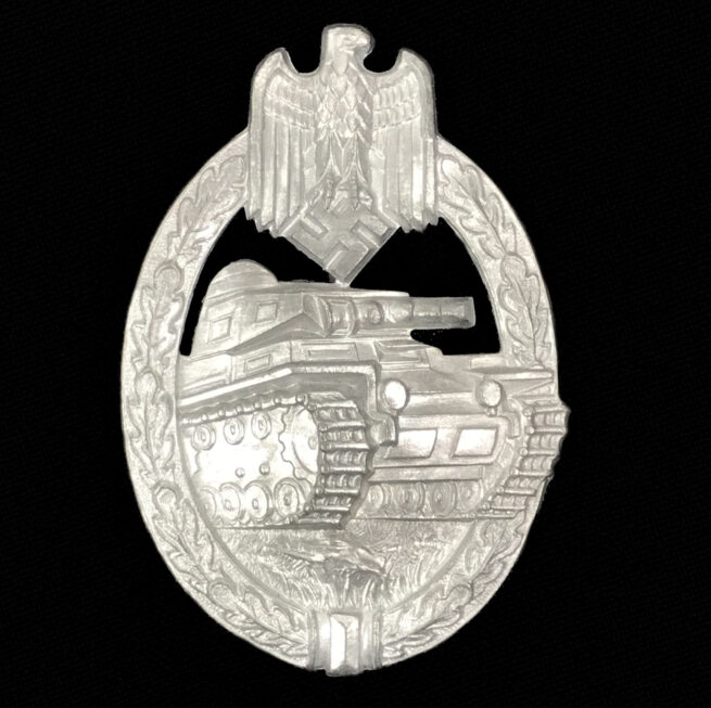 Panzerkampfabzeichen (PKA) Panzer Assault Badge (PAB) by Hermann Aurich (Unworn!)