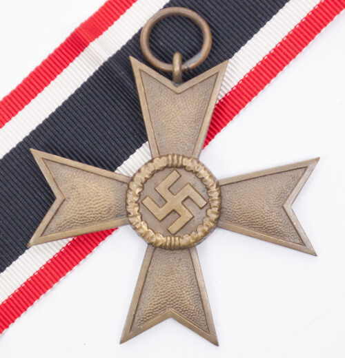 Kriegverdienstkreuz ohne Schwerter (KVK) War Merit cross without swords