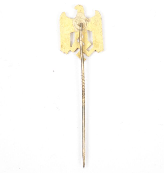 Wehrmacht (Heer) eagle stickpin in gold color