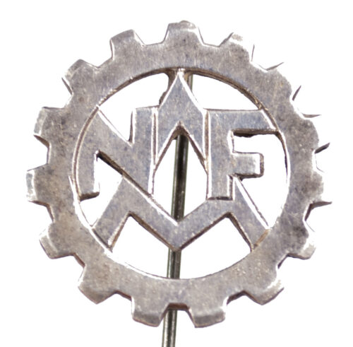 (NSB) Nederlandsche Arbeitsfront (NAF) First type memberbadge