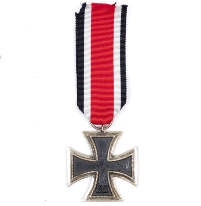Eisernes Kreuz zweite Klasse (EK2) Iron Cross second class (maker S&L)