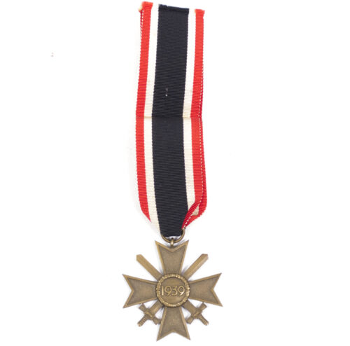 Kriegsverdienstkreuz mit Schwerter (KVK) War Merit Cross with Swords