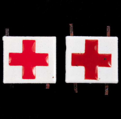 (Dutch Army) Geneeskundige Troepen Rode kruis kraagspiegel insignia