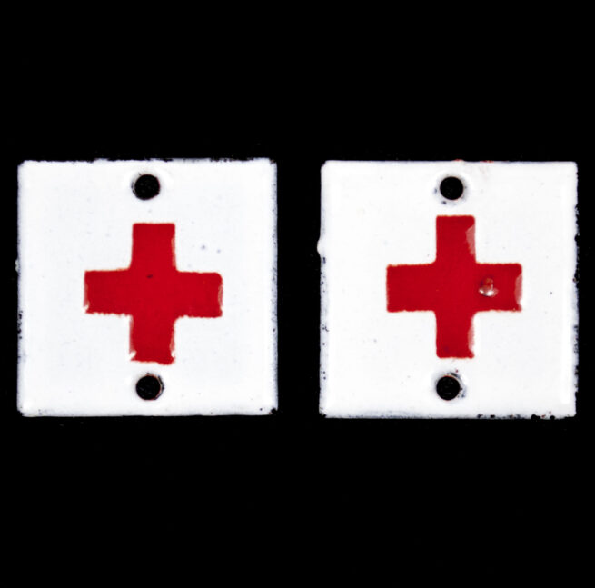 (Dutch Army before 1940) Geneeskundige Troepen Rode kruis kraagspiegel insignia